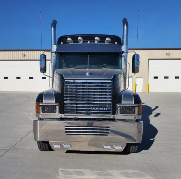 2018 MACK PINNACLE CHU613 RAWHIDE C028476 - RDO Truck Centers