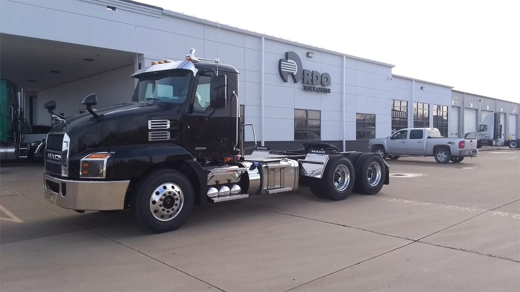 2023 MACK ANTHEM 64T N037642 - RDO Truck Centers