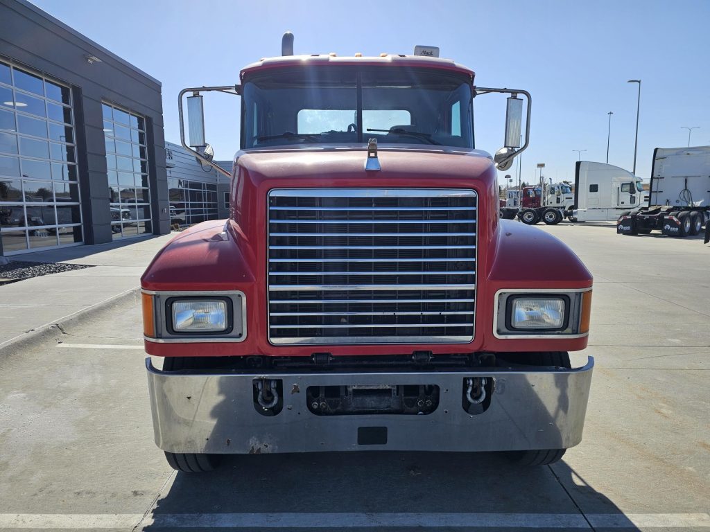 Model Ch613 2013 MACK CH613 - RDO Truck Centers