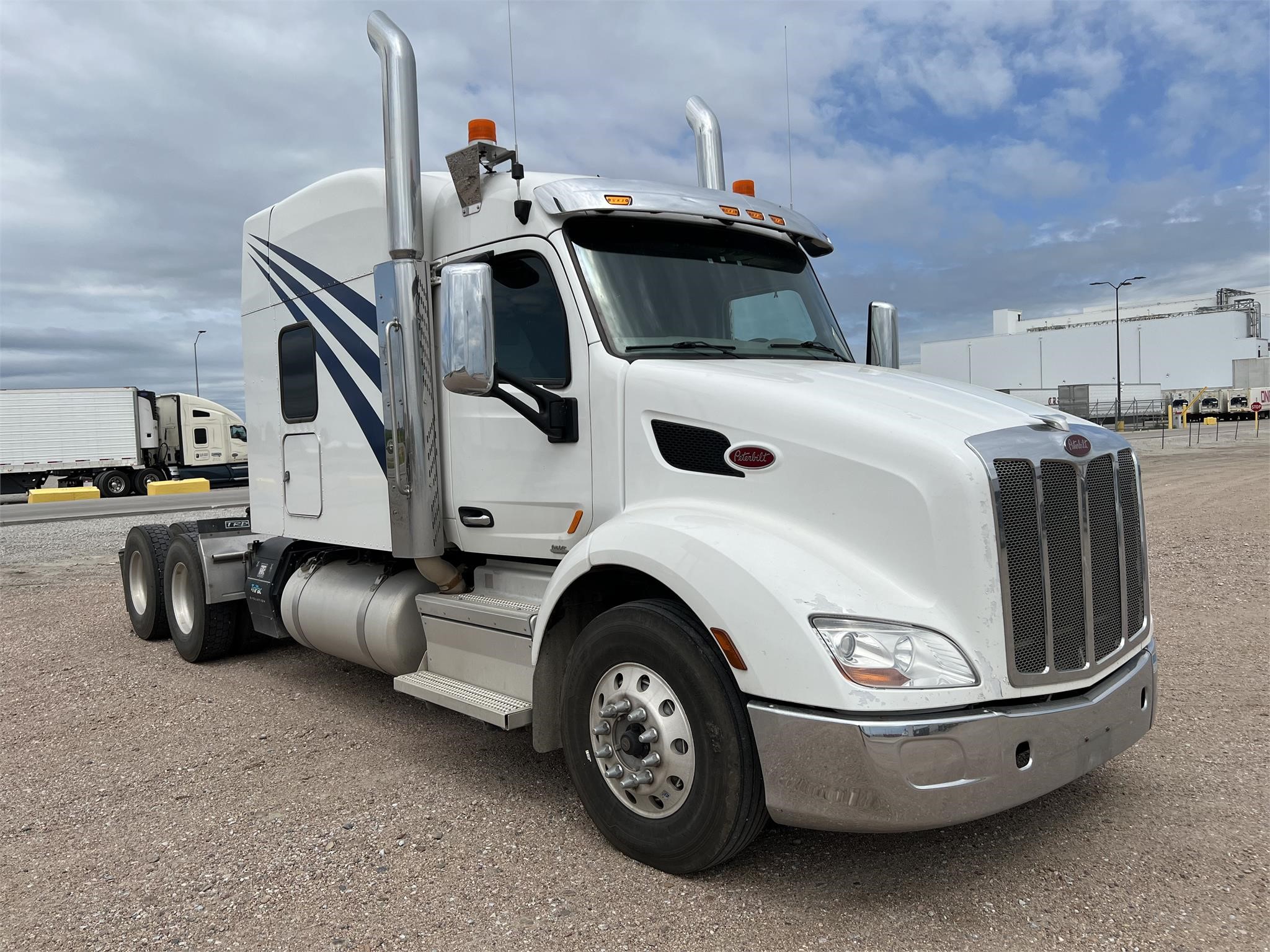 2020 PETERBILT 579 - image 6 of 6