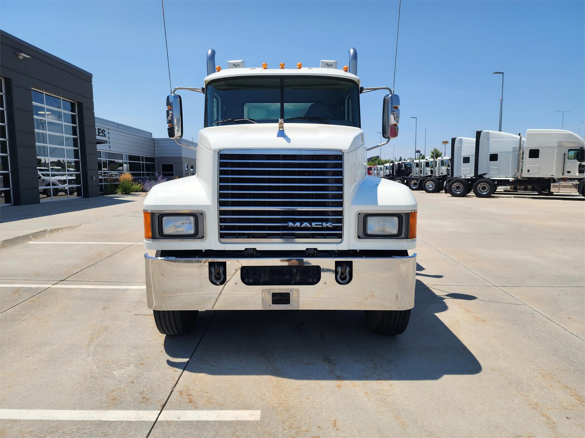 2017 MACK PINNACLE CHU613 9013400320 2017 MACK PINNACLE CHU613 9013400320