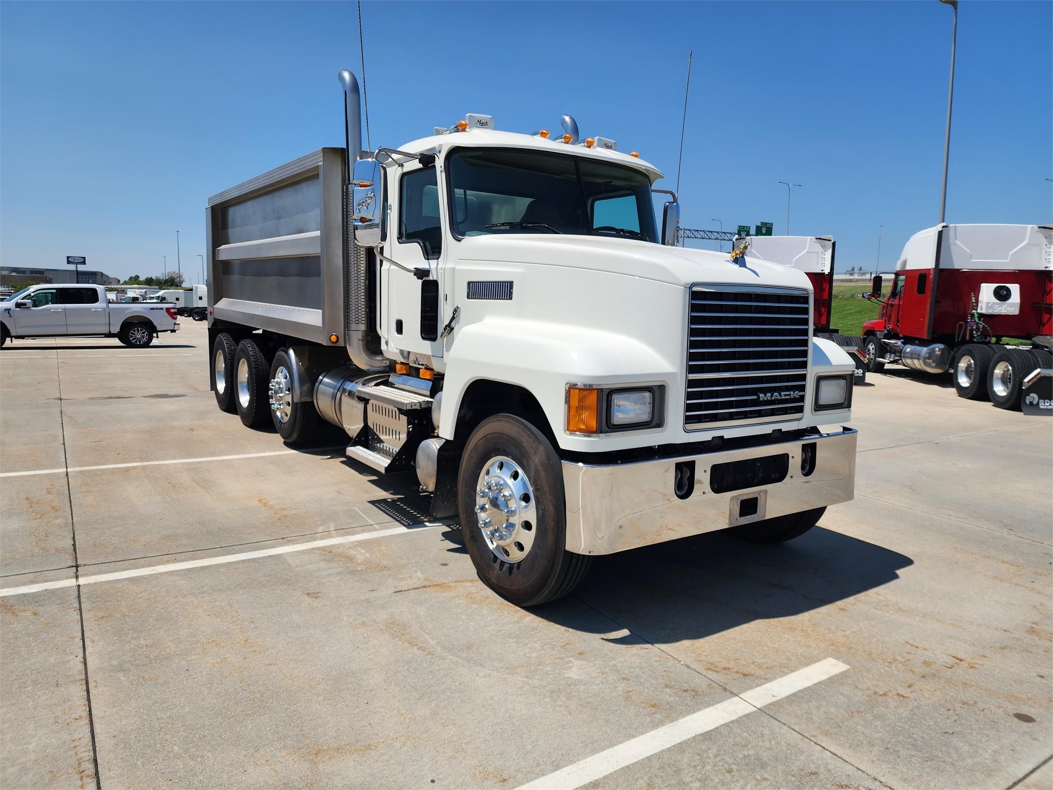 2017 MACK PINNACLE CHU613 9013400325 2017 MACK PINNACLE CHU613 9013400325