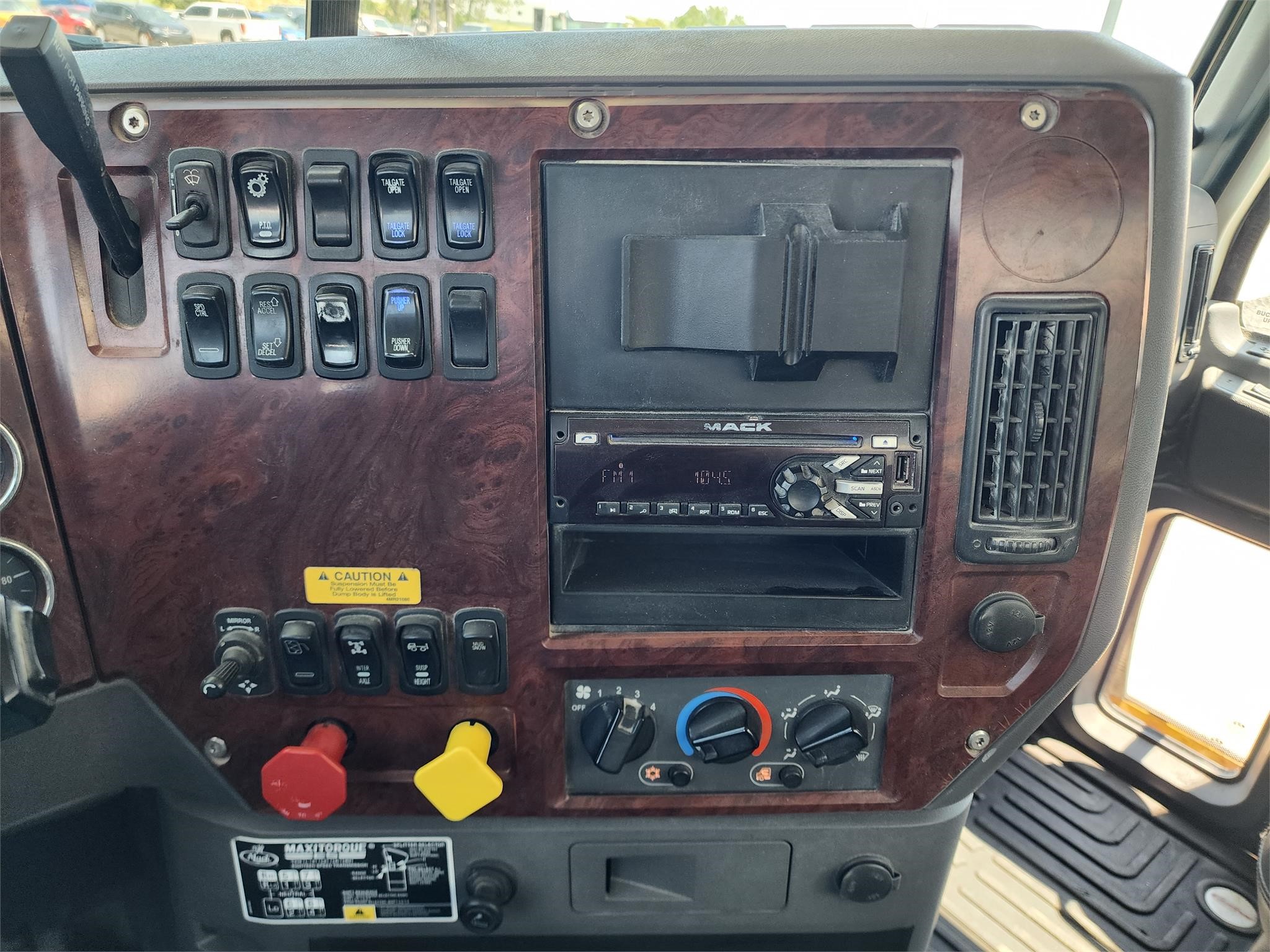 2017 MACK PINNACLE CHU613 9013400504 2017 MACK PINNACLE CHU613 9013400504