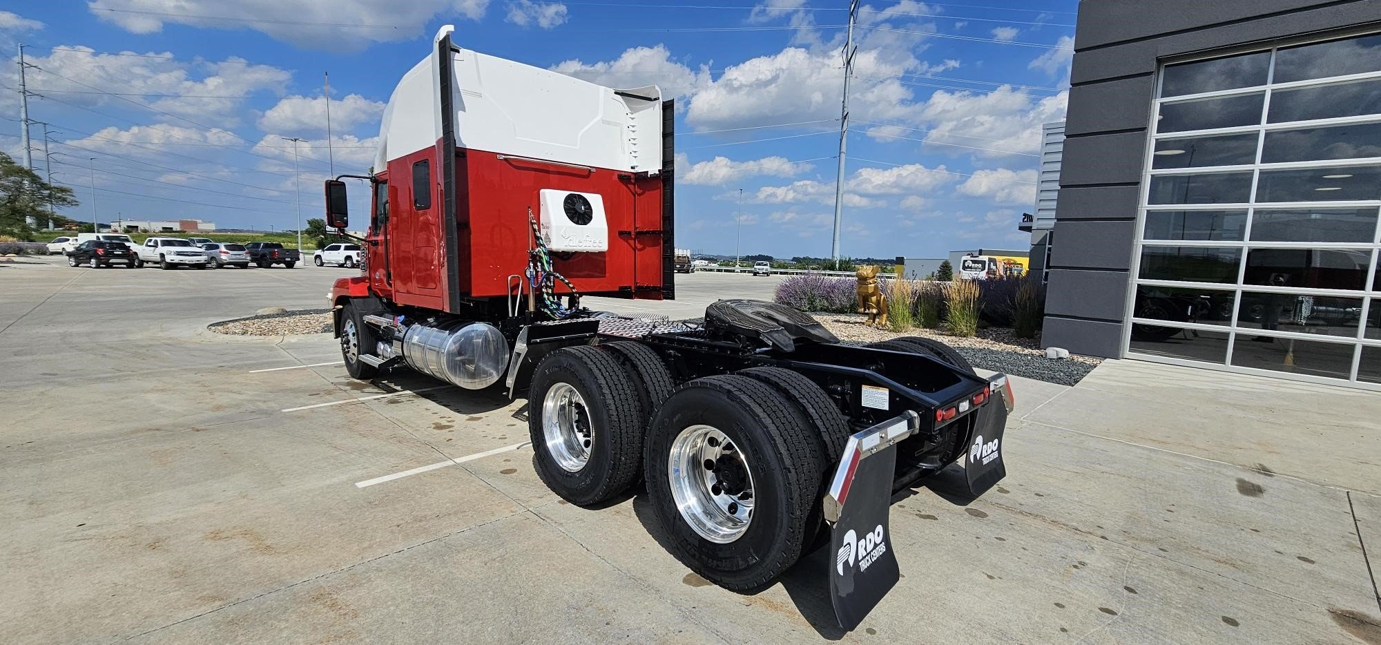 2025 MACK ANTHEM 64T - image 3 of 6