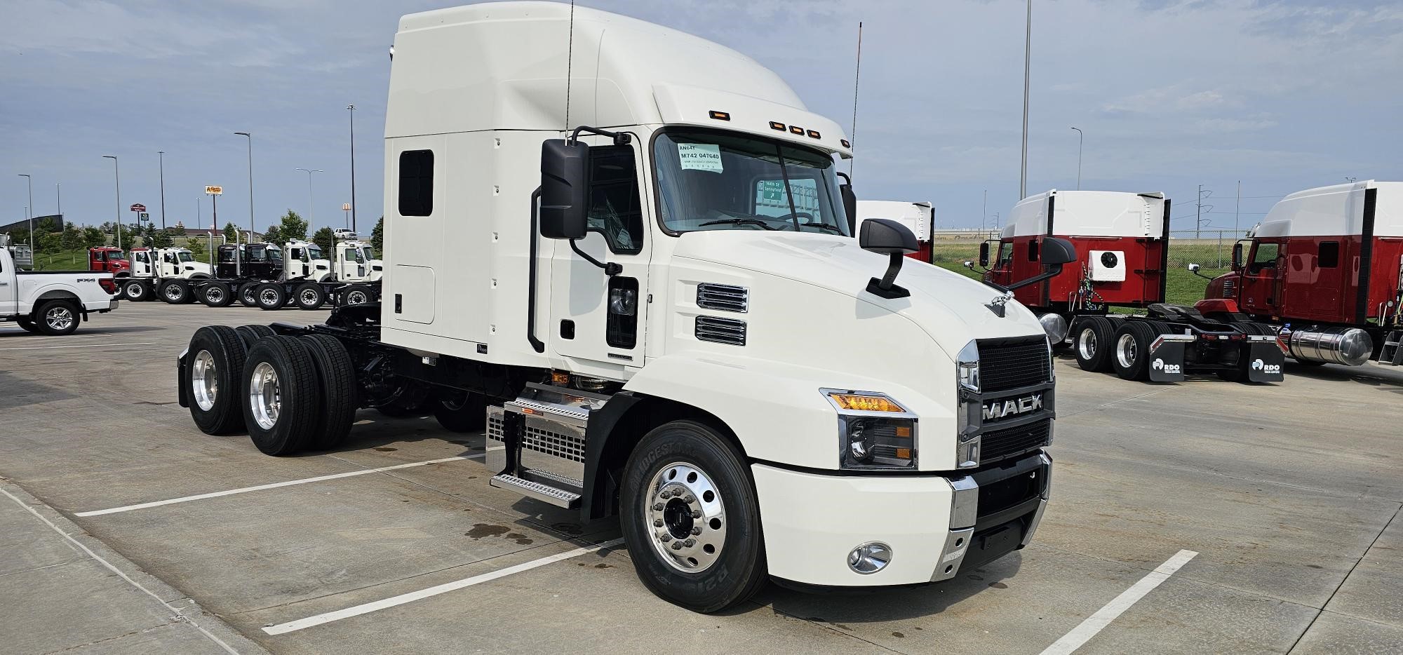 2025 MACK ANTHEM 64T 9014310698 2025 MACK ANTHEM 64T 9014310698