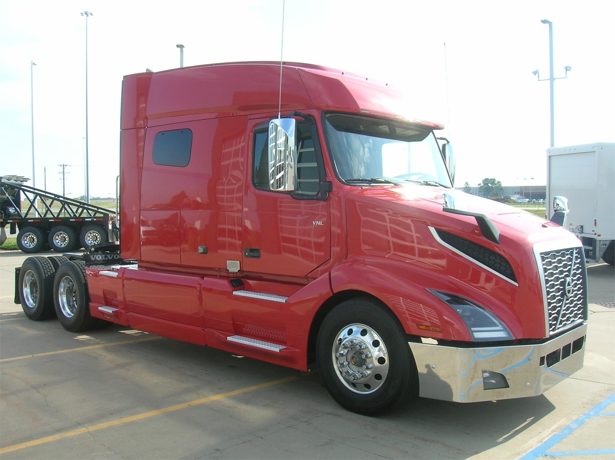2019 VOLVO VNL64T740 - RDO Truck Centers