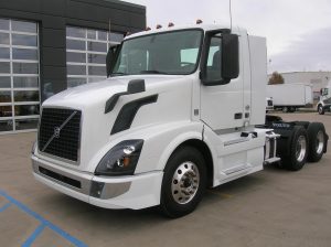 2018 VOLVO VNL64T300 9026243276