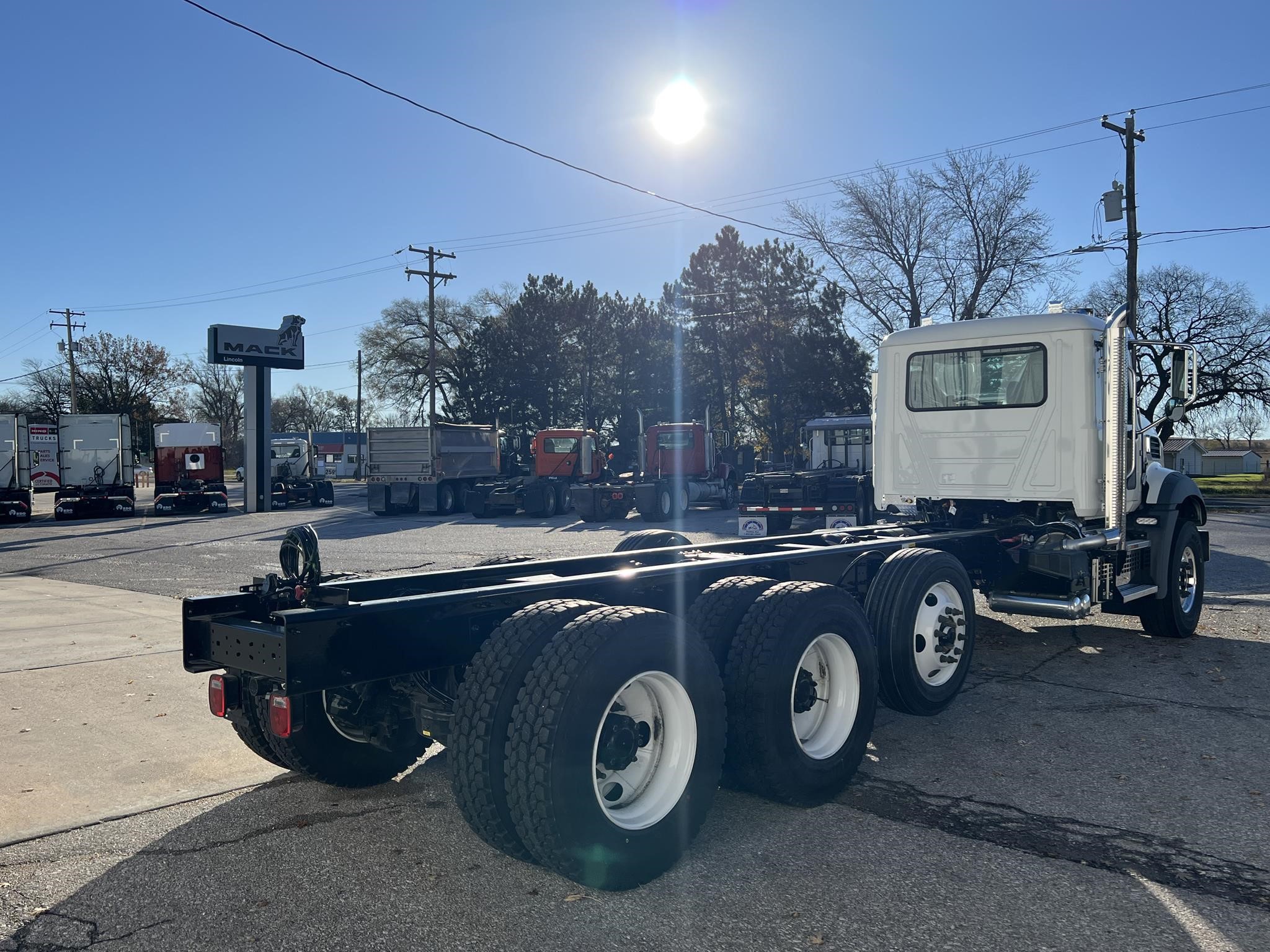 2025 MACK GRANITE 84BR - image 5 of 6