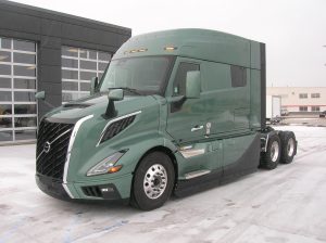 2025 VOLVO VNL64T840 9035230987