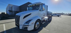 2020 VOLVO VNL64T300 9041178725