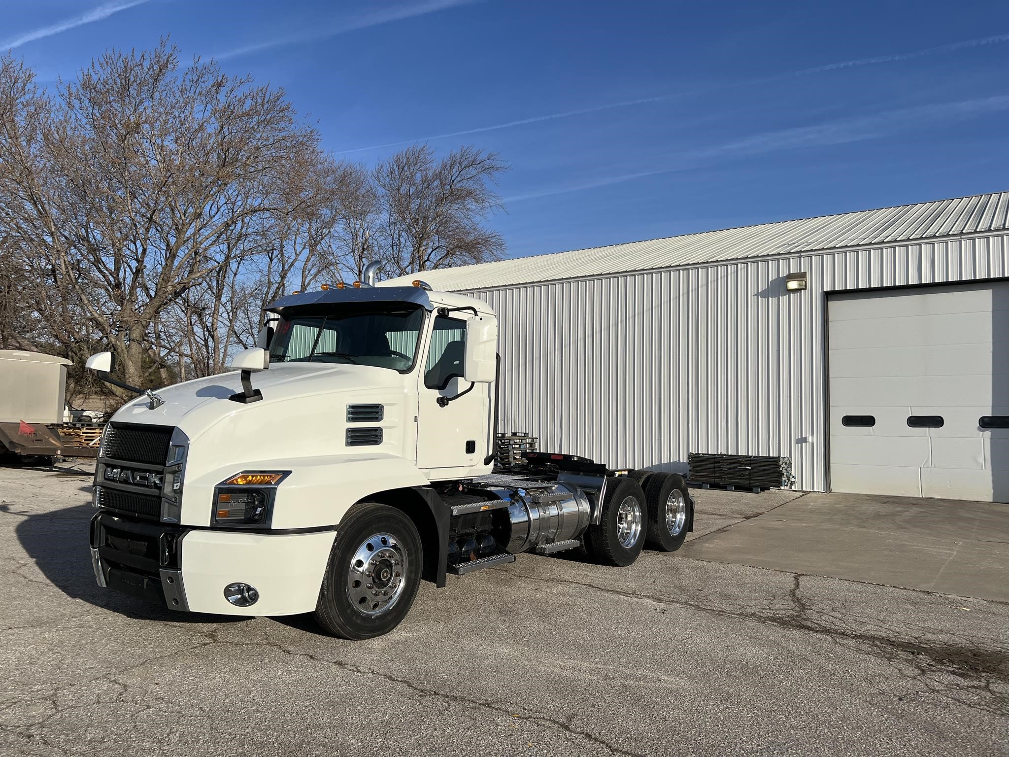 2019 MACK ANTHEM 64T - image 1 of 6
