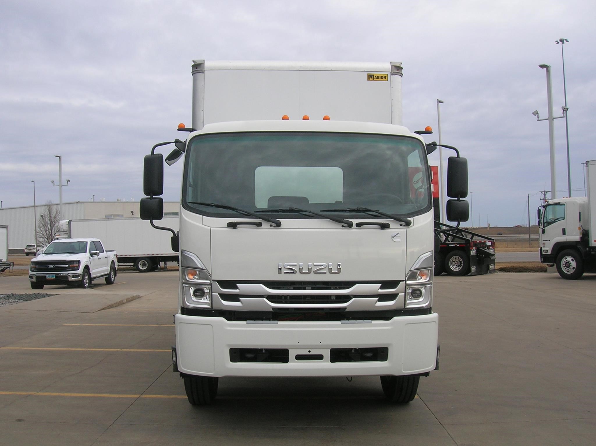 2025 ISUZU FTR - image 2 of 6