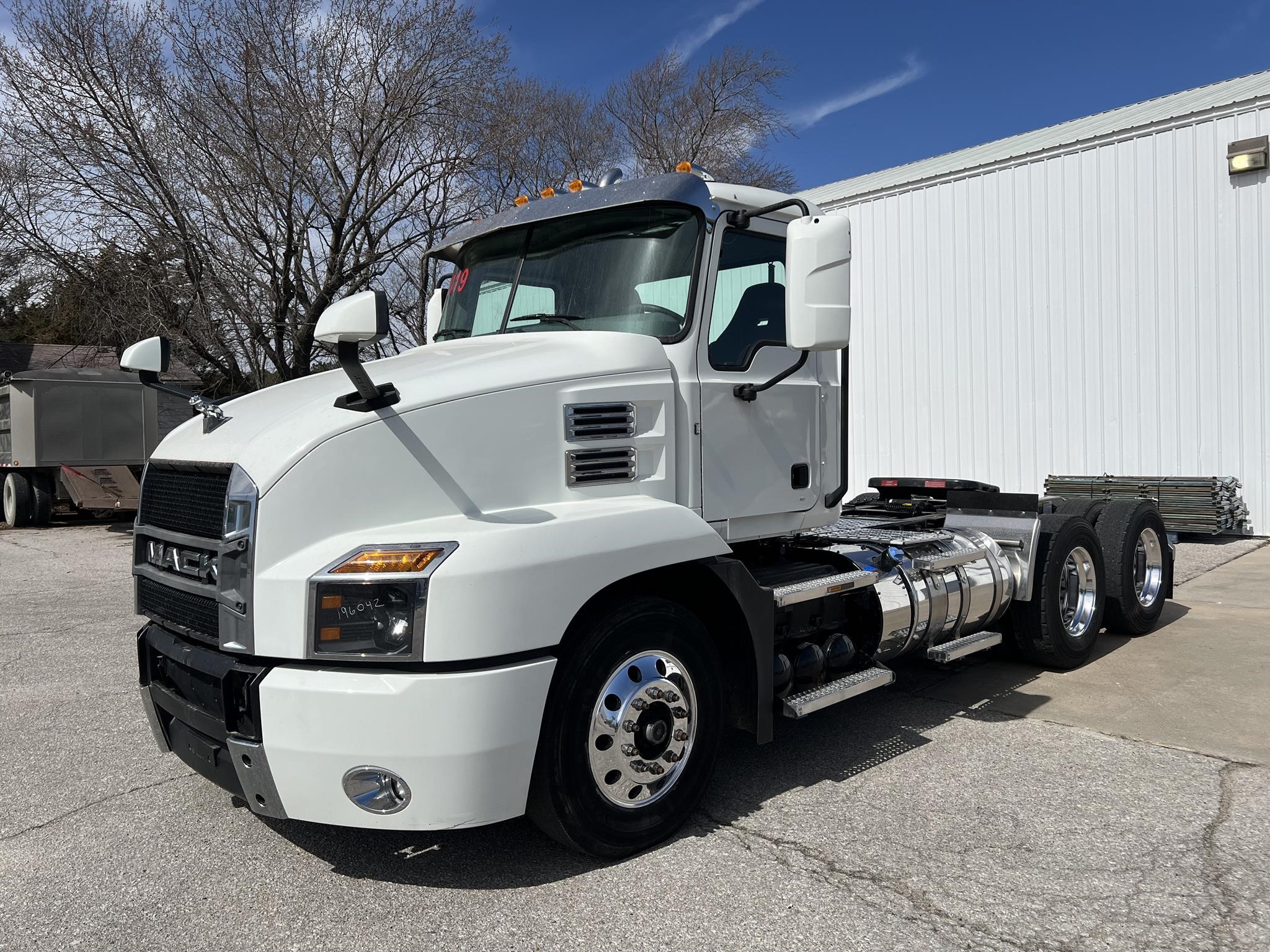 2019 MACK ANTHEM 64T - image 1 of 6