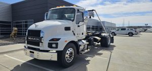 2024 MACK MD6 9046537199