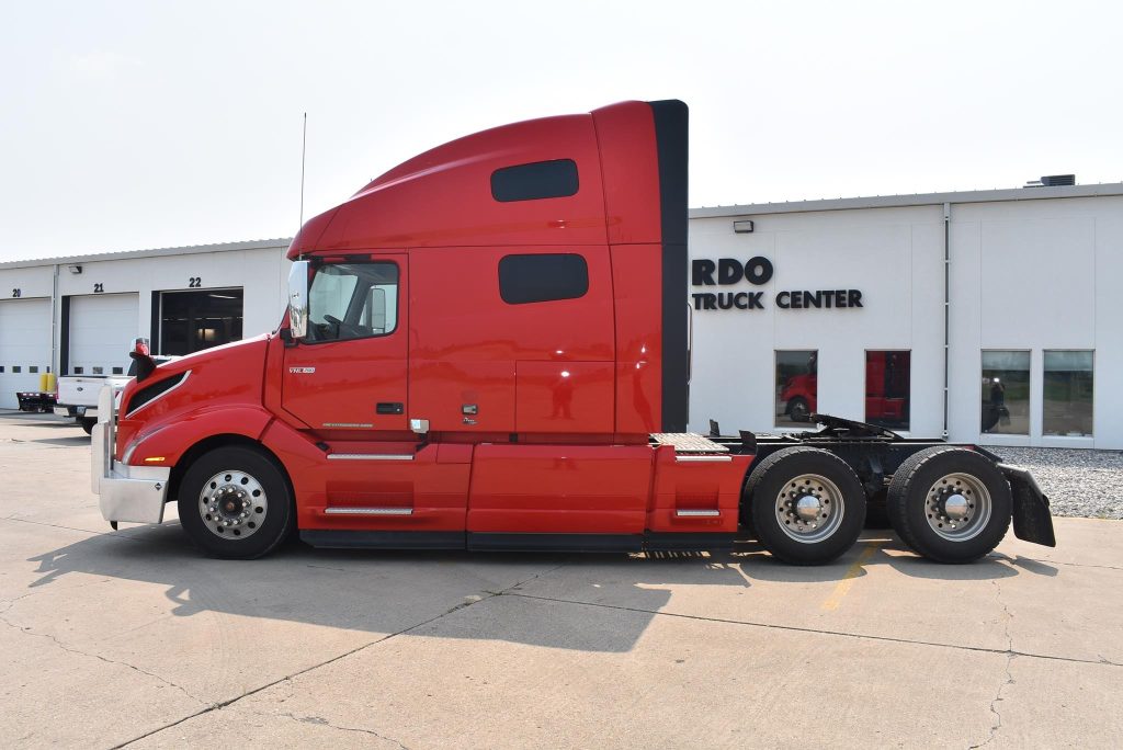 2020 VOLVO VNL64T760 - RDO Truck Centers