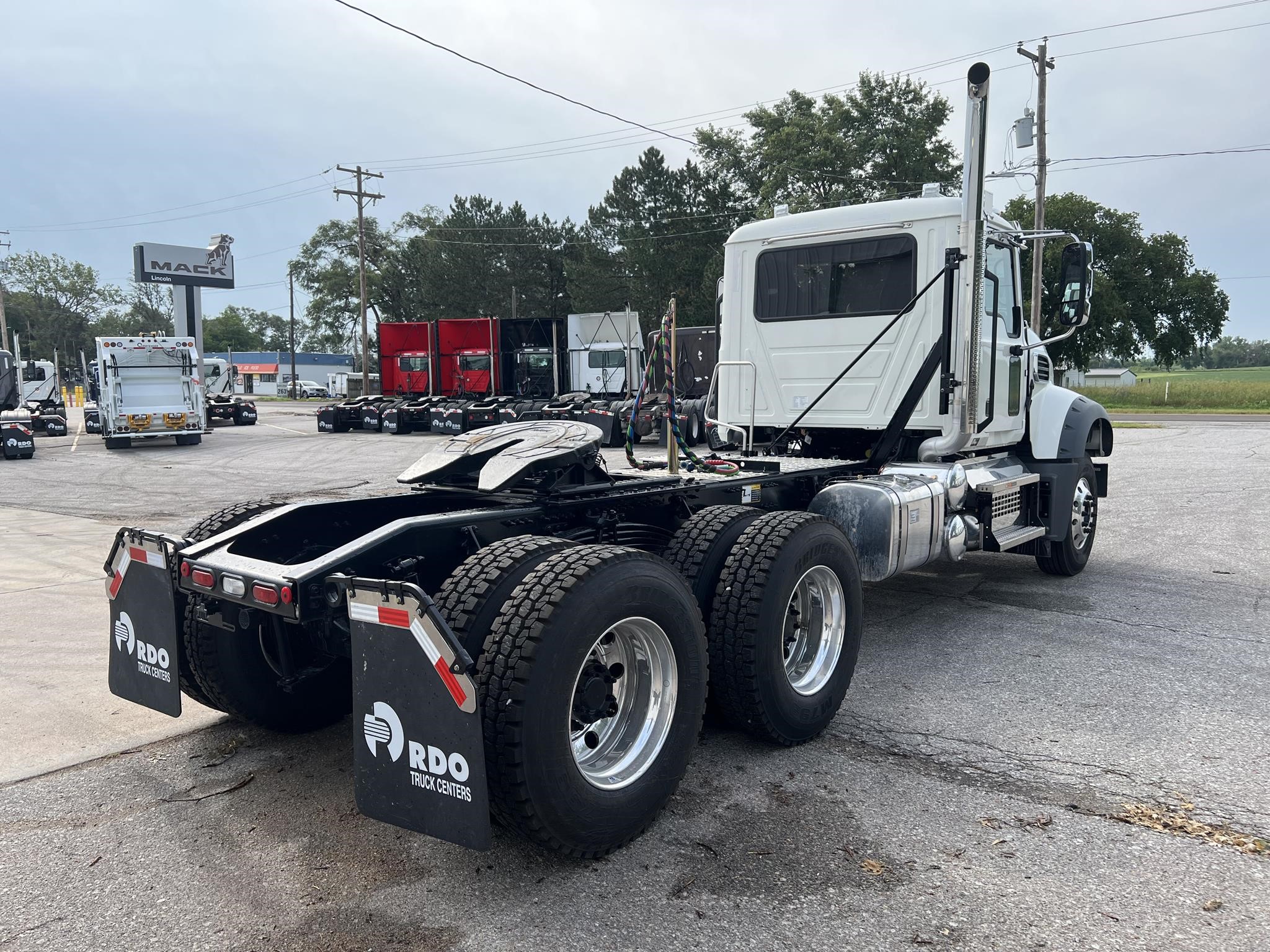 2026 MACK GRANITE 64FT - image 5 of 6
