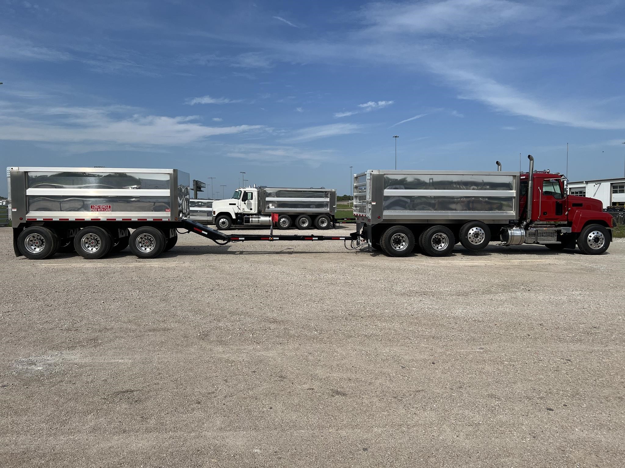 2026 MACK PINNACLE 64R - image 6 of 6