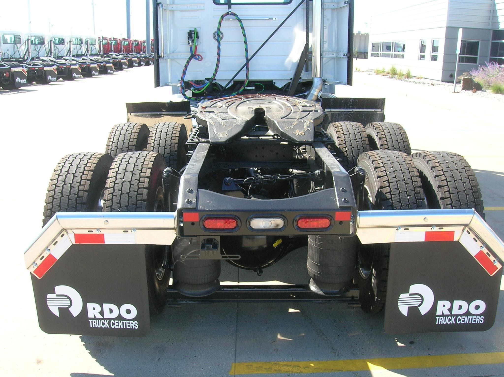 2026 VOLVO VNR64T300 - image 6 of 6