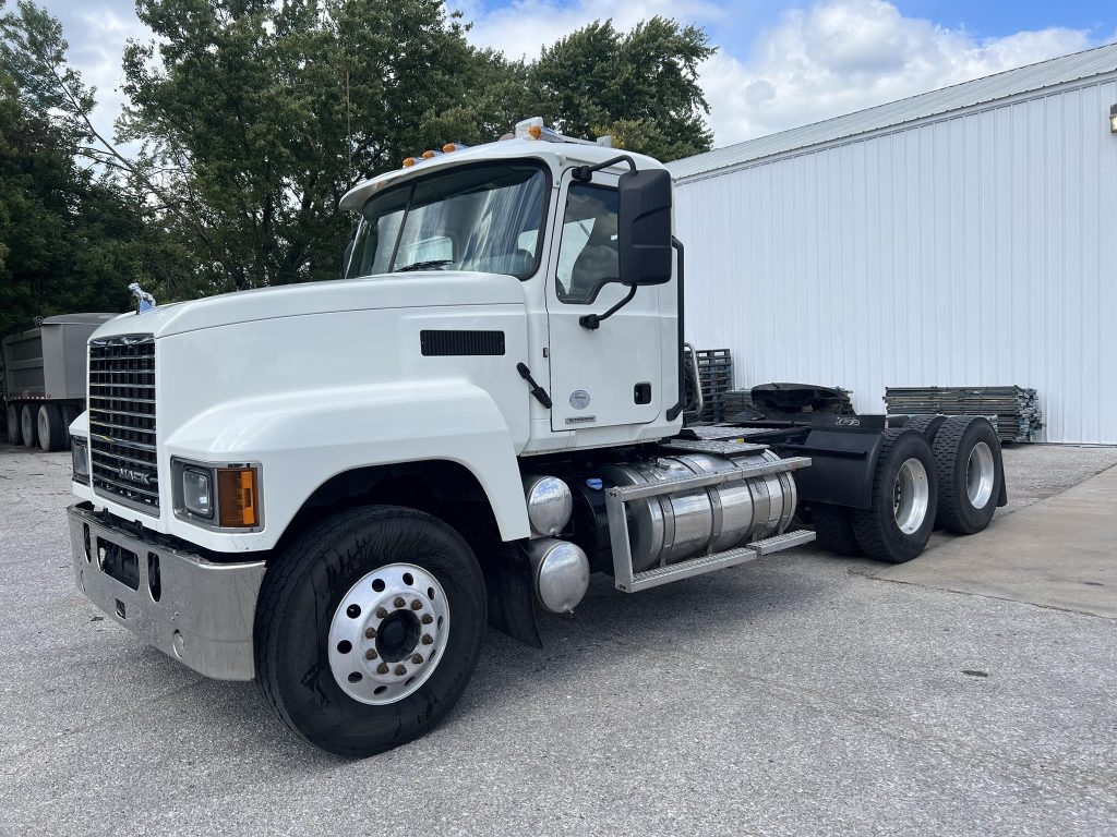 2020 MACK PINNACLE 64T - RDO Truck Centers