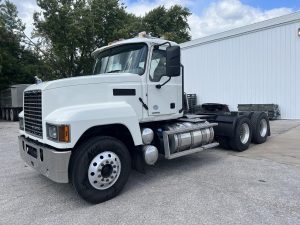 2020 MACK PINNACLE 64T 10006200371