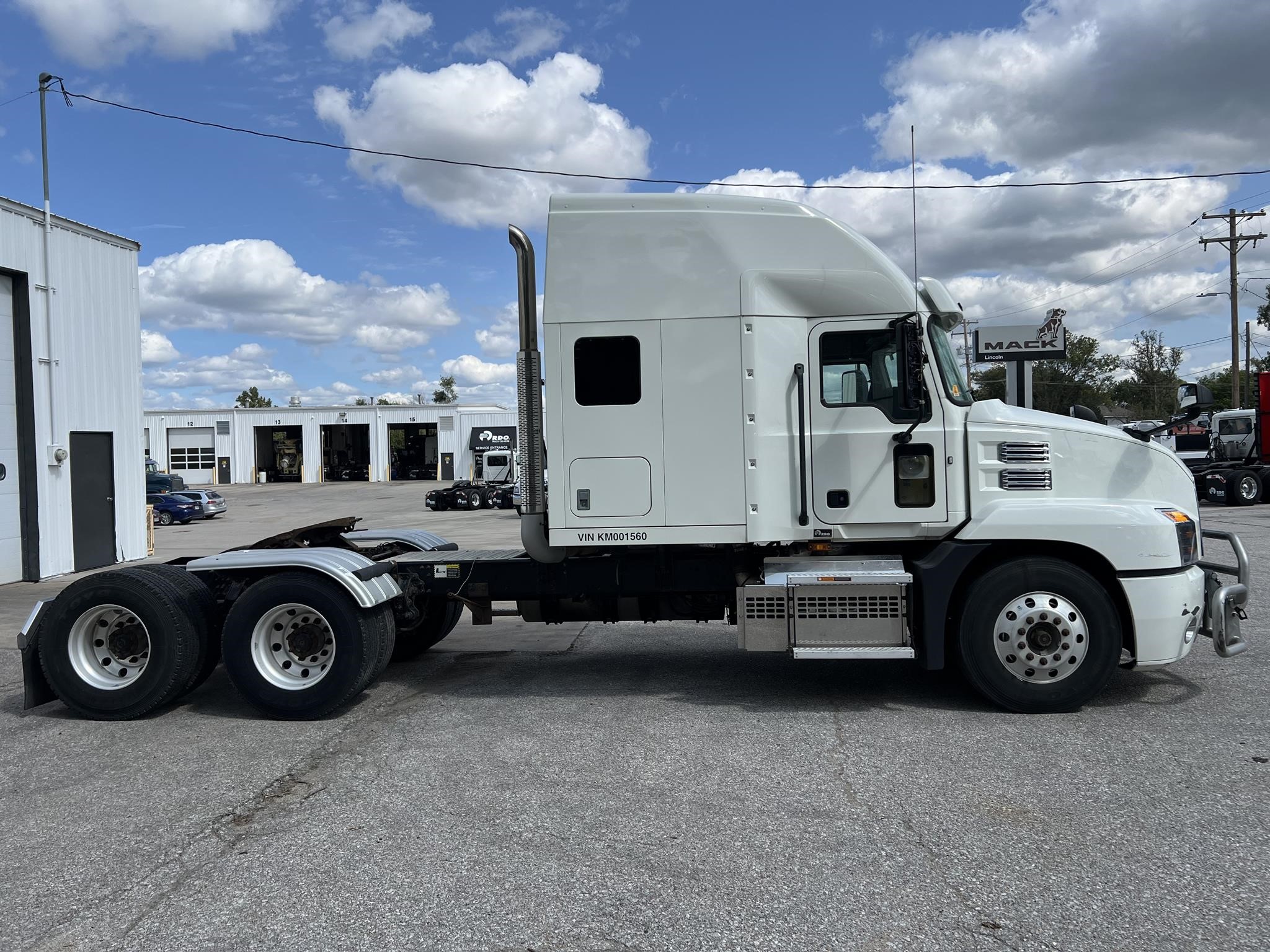 2019 MACK ANTHEM 64T - image 6 of 6