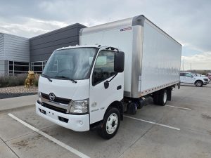 2019 HINO 195 10010414542