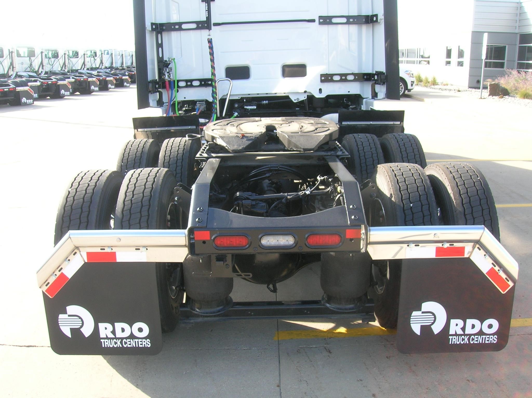 2026 VOLVO VNL64T860 - image 6 of 6