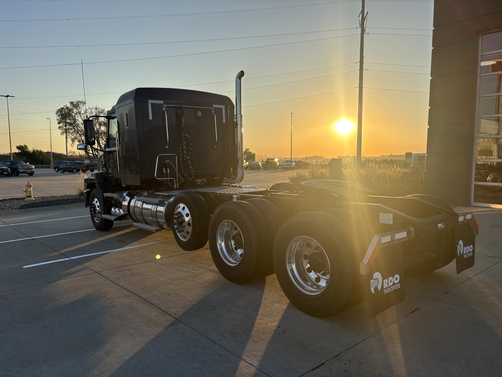 2026 MACK ANTHEM 84T - image 3 of 6