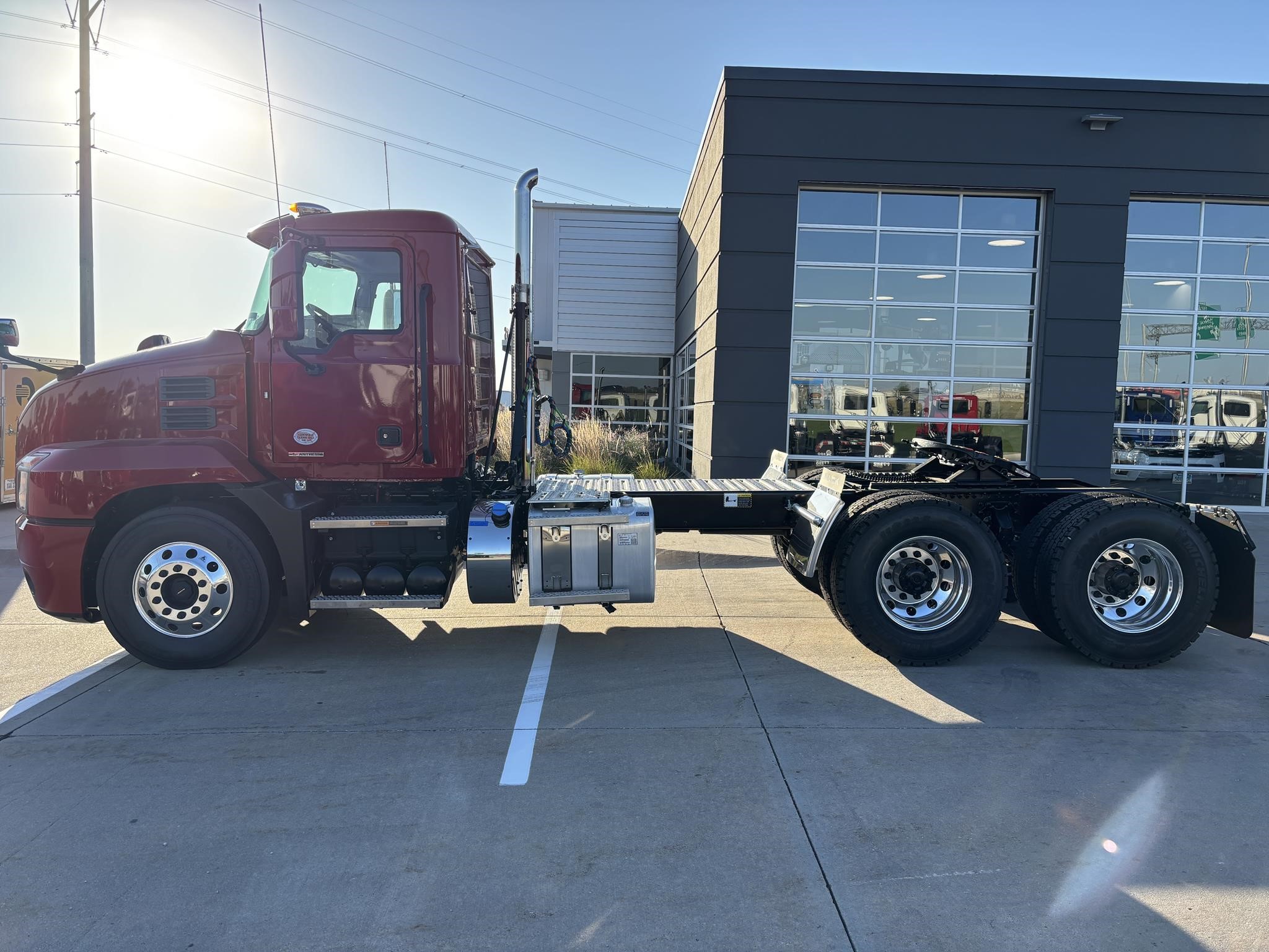 2026 MACK ANTHEM 64T - image 2 of 6