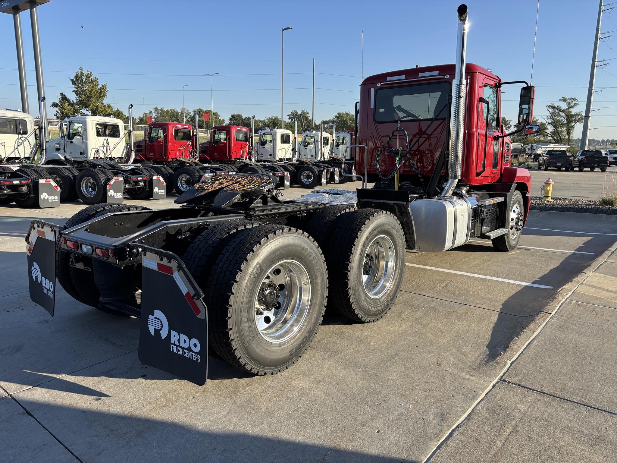 2026 MACK ANTHEM 64T - image 4 of 6