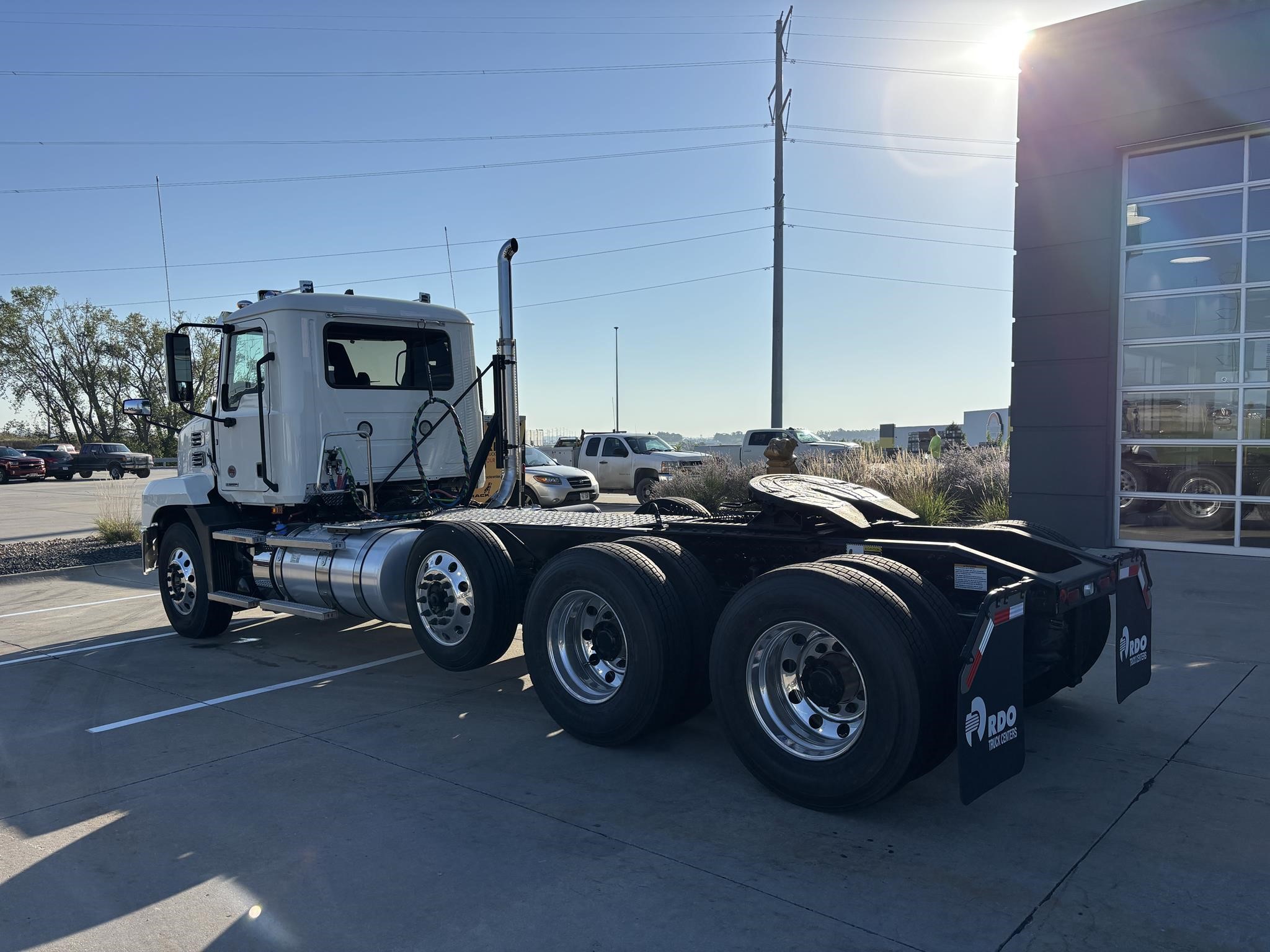 2026 MACK ANTHEM 84T - image 3 of 6
