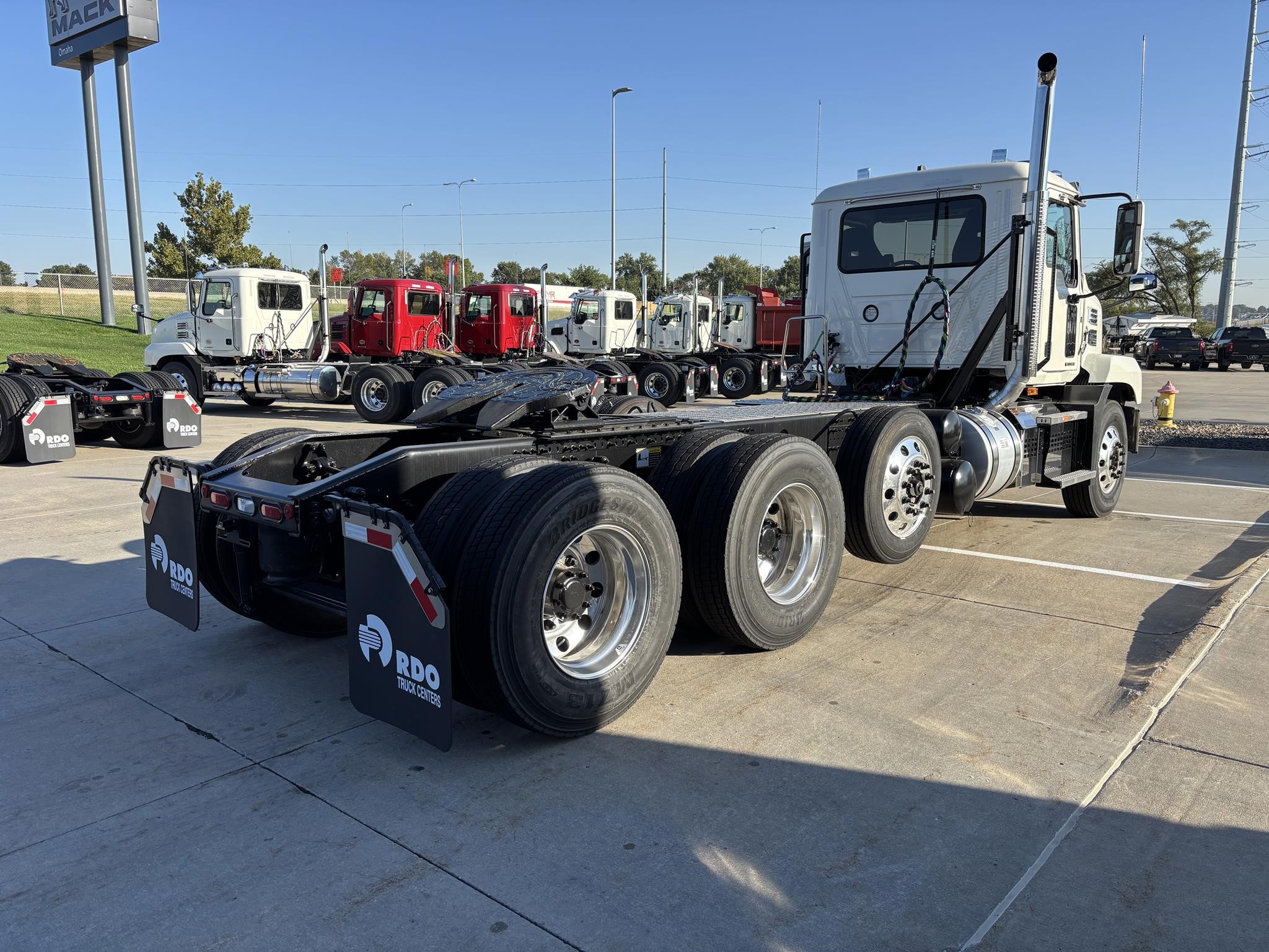 2026 MACK ANTHEM 84T - image 5 of 6
