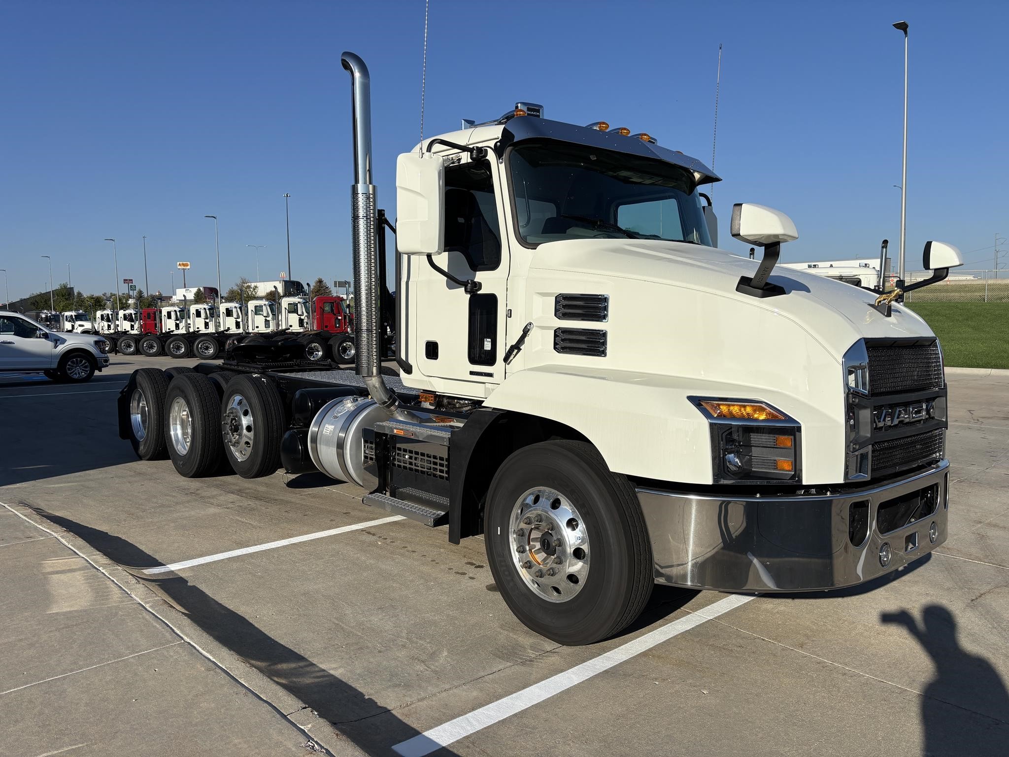 2026 MACK ANTHEM 84T - image 6 of 6