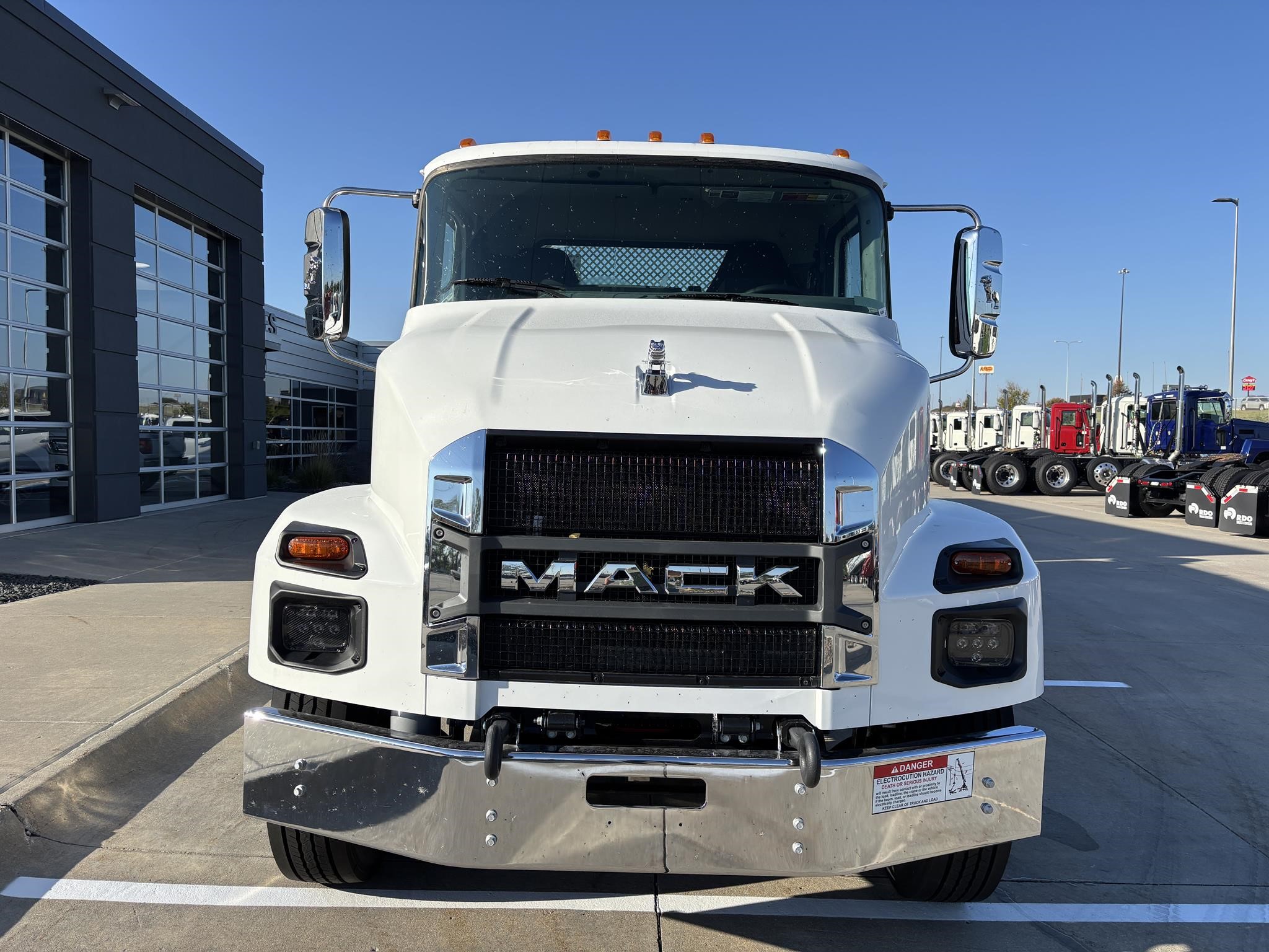 2026 MACK MD7 - image 6 of 6