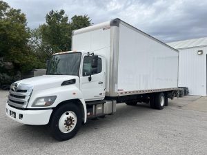 2019 HINO 268A 10011695514