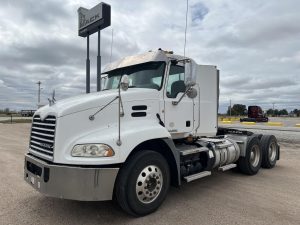 2013 MACK PINNACLE CXU613 10013176535