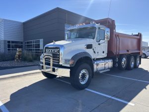 2026 MACK GRANITE 84FR 10015989151