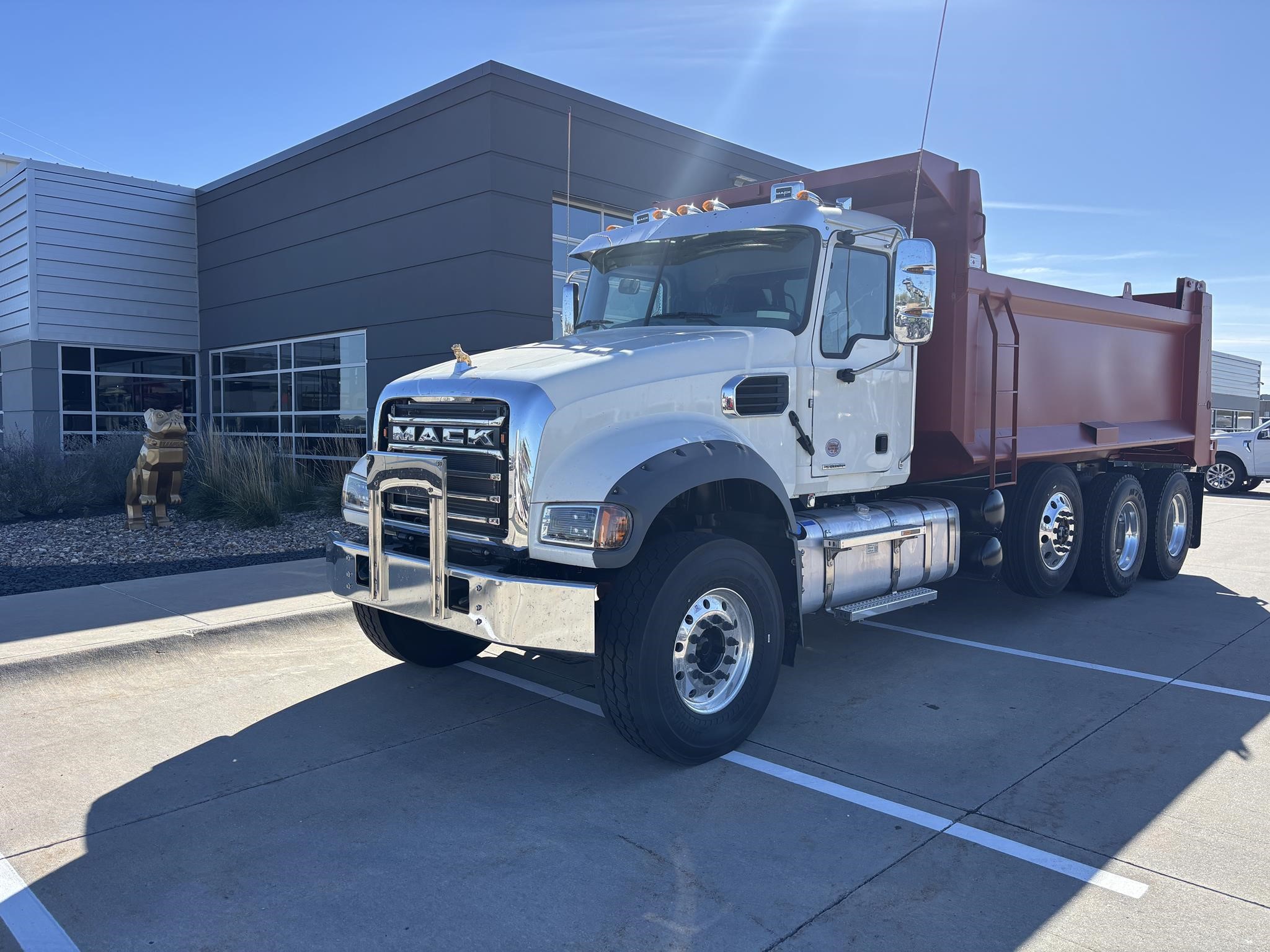2026 MACK GRANITE 84FR 2026 MACK GRANITE 84FR - image 1 of 6