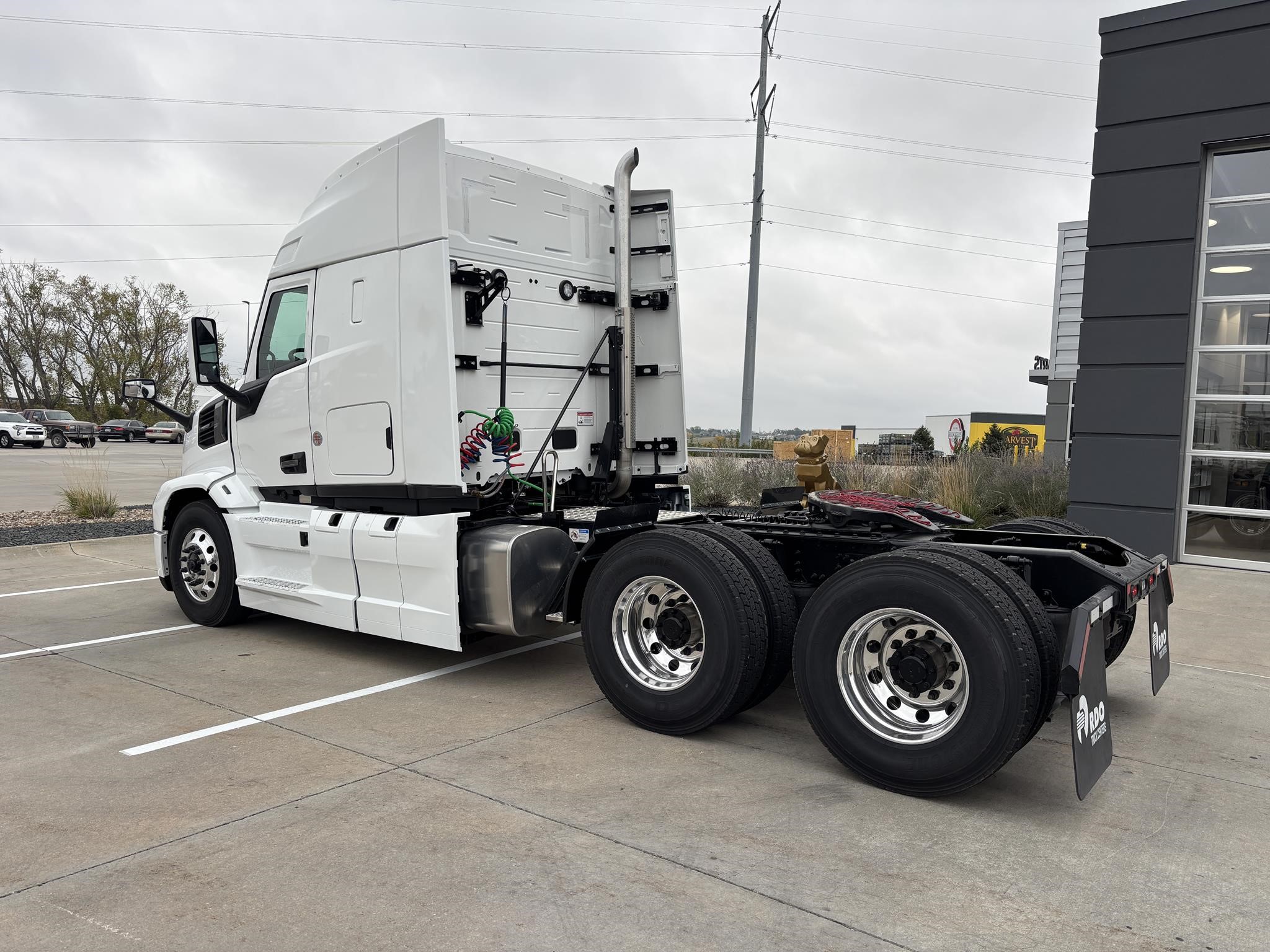 2026 MACK PIONEER 64T 2026 MACK PIONEER 64T - image 3 of 6