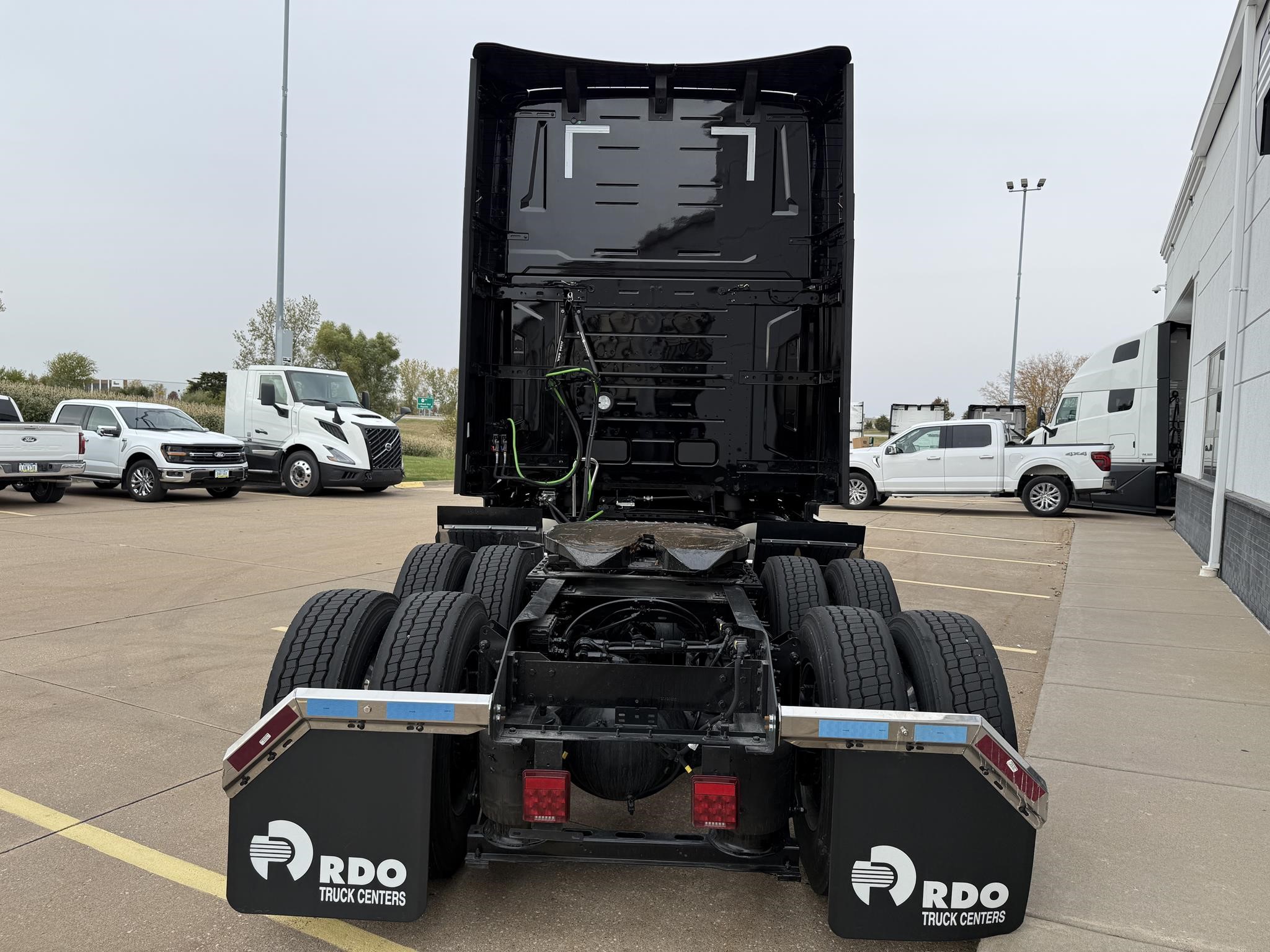 2026 MACK PIONEER 64T 2026 MACK PIONEER 64T - image 5 of 6