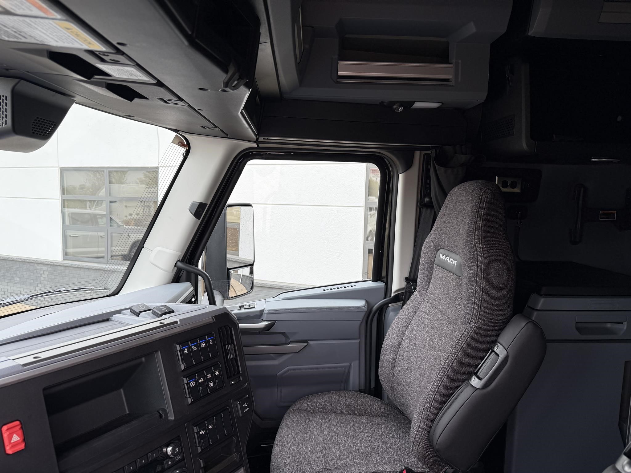 2026 MACK PIONEER 64T 10016762533 2026 MACK PIONEER 64T 10016762533