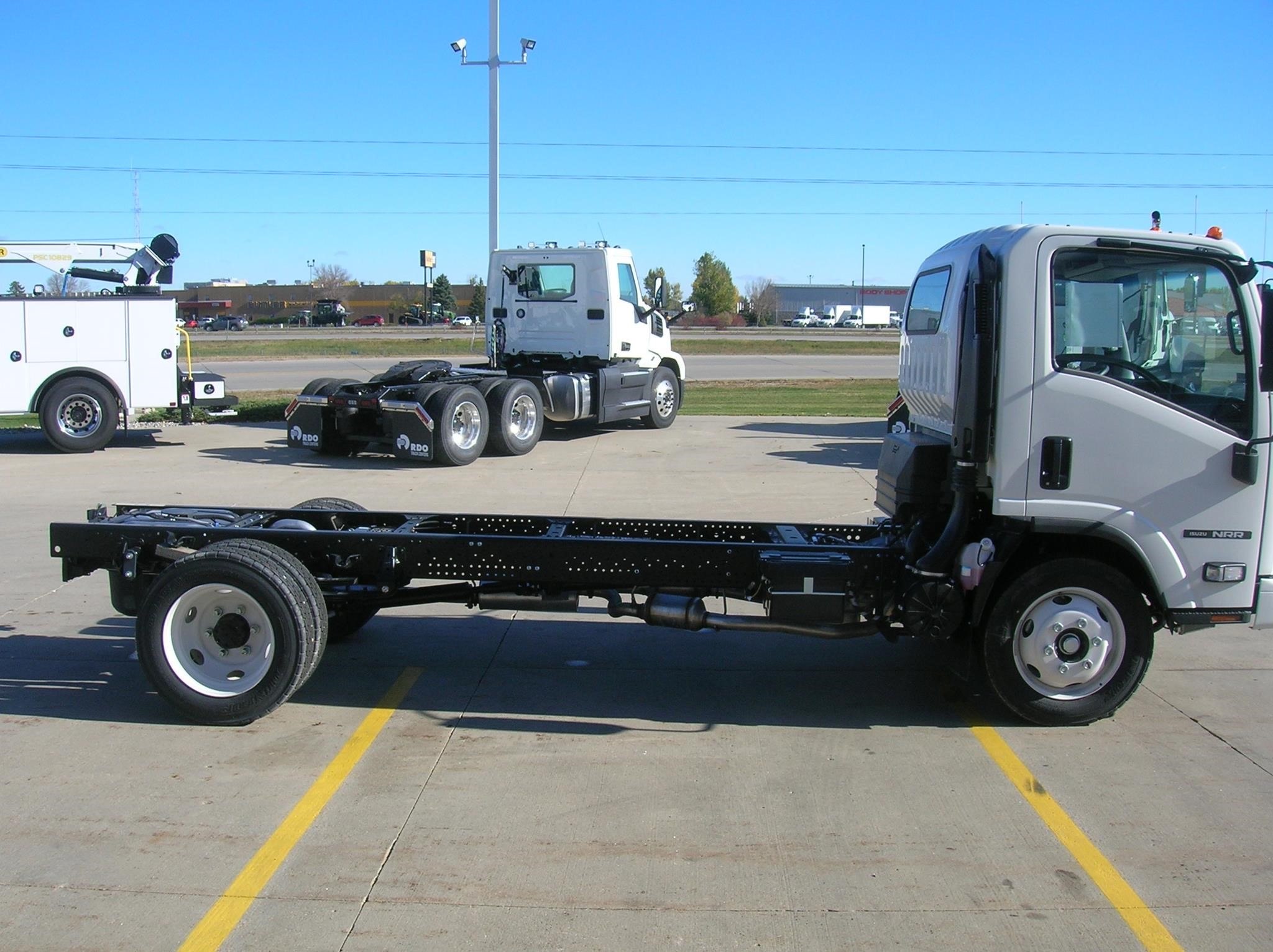 2026 ISUZU NRR 2026 ISUZU NRR - image 4 of 6