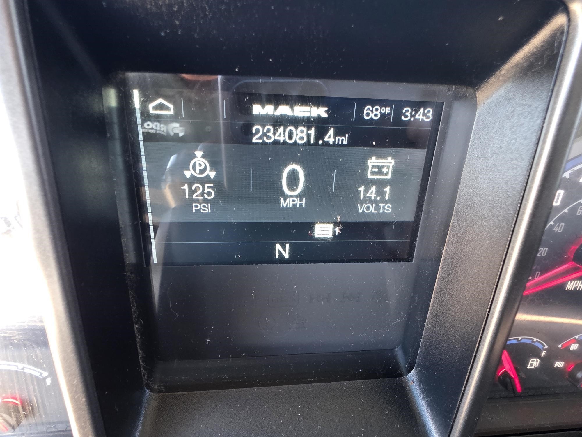 2022 MACK MD6 10018079552 2022 MACK MD6 10018079552