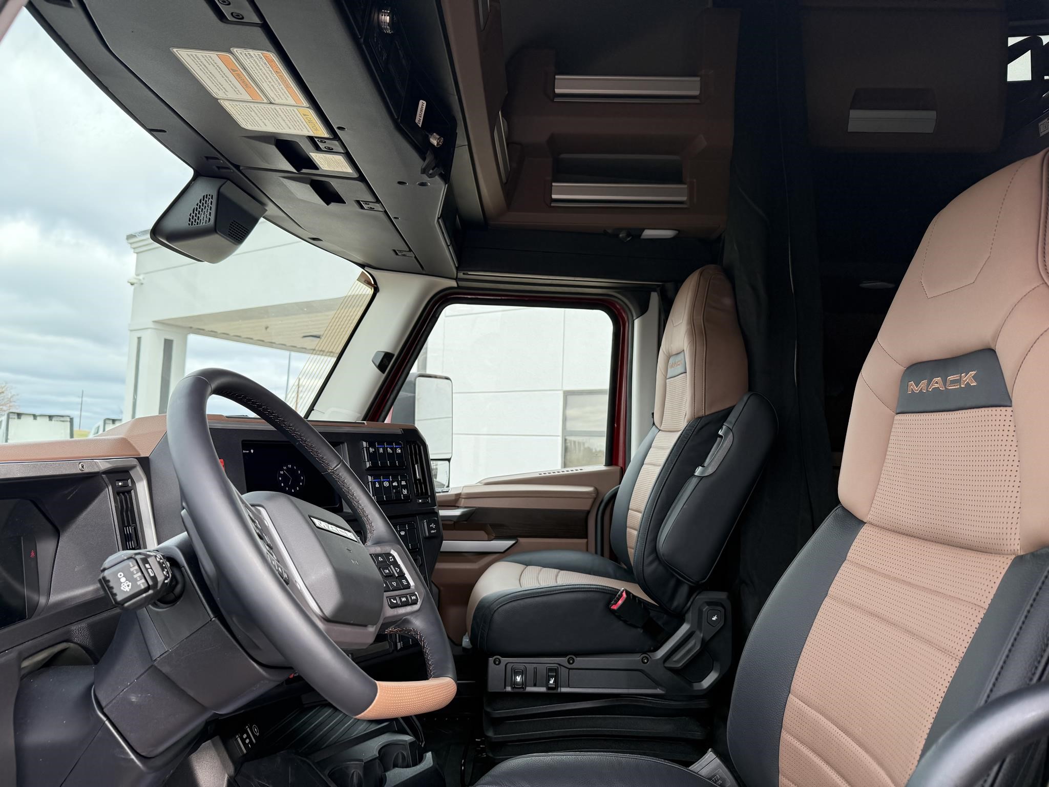 2026 MACK PIONEER 64T 10022728163 2026 MACK PIONEER 64T 10022728163