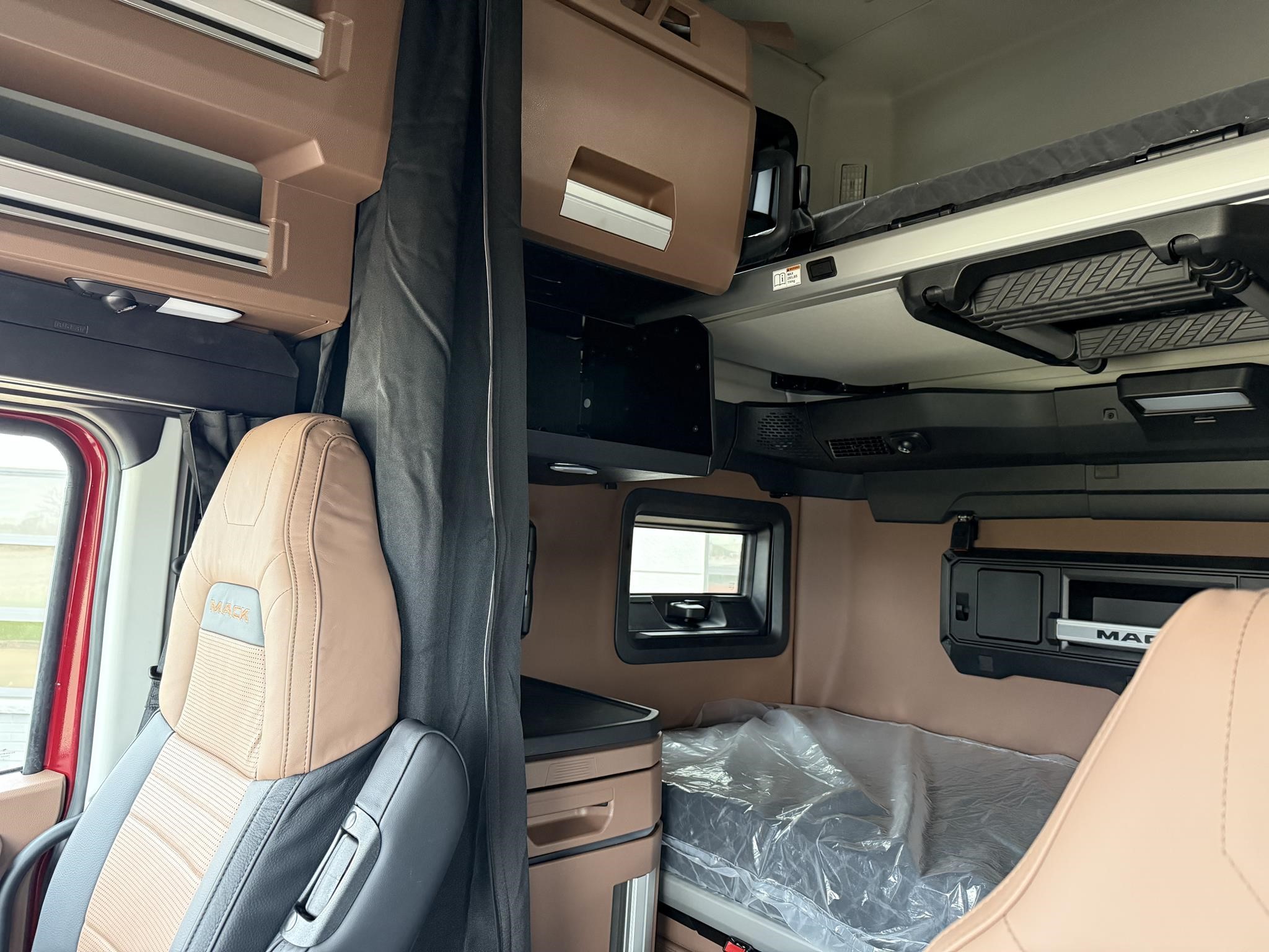 2026 MACK PIONEER 64T 10022728179 2026 MACK PIONEER 64T 10022728179