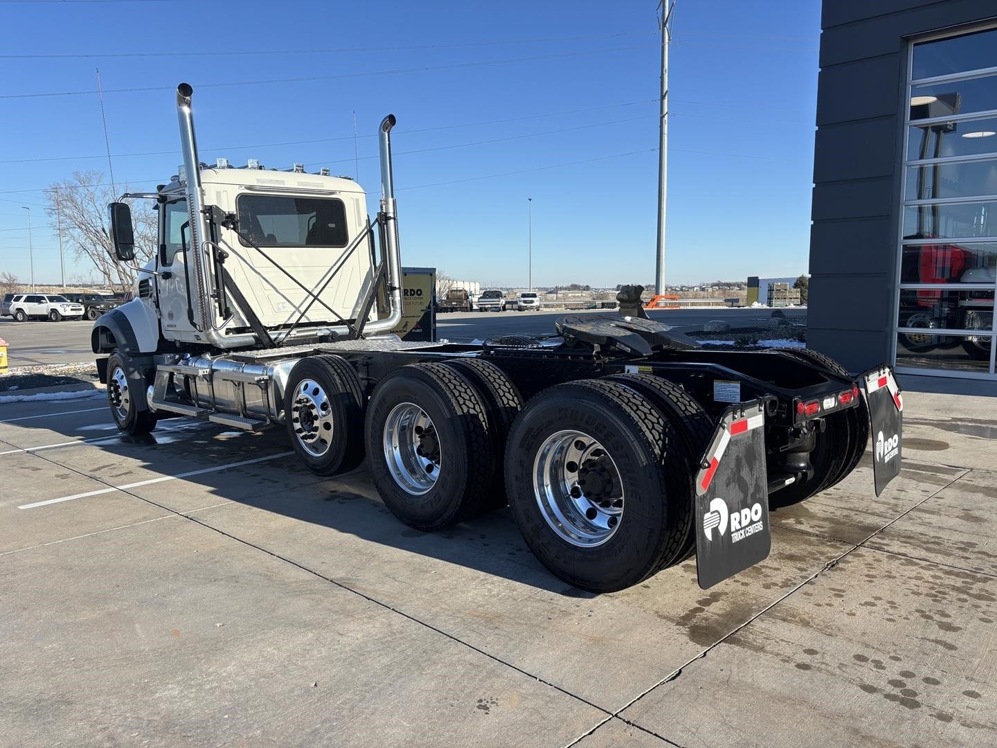 2026 MACK GRANITE 84FT 2026 MACK GRANITE 84FT - image 3 of 6