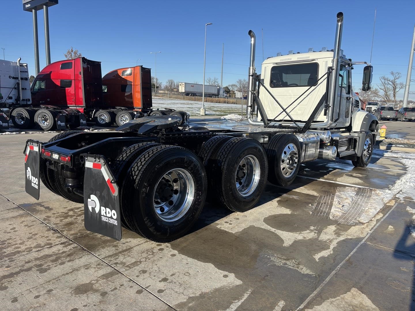 2026 MACK GRANITE 84FT 2026 MACK GRANITE 84FT - image 5 of 6