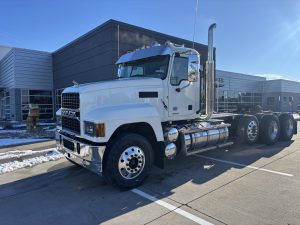 2026 MACK PINNACLE 84T 10024216136