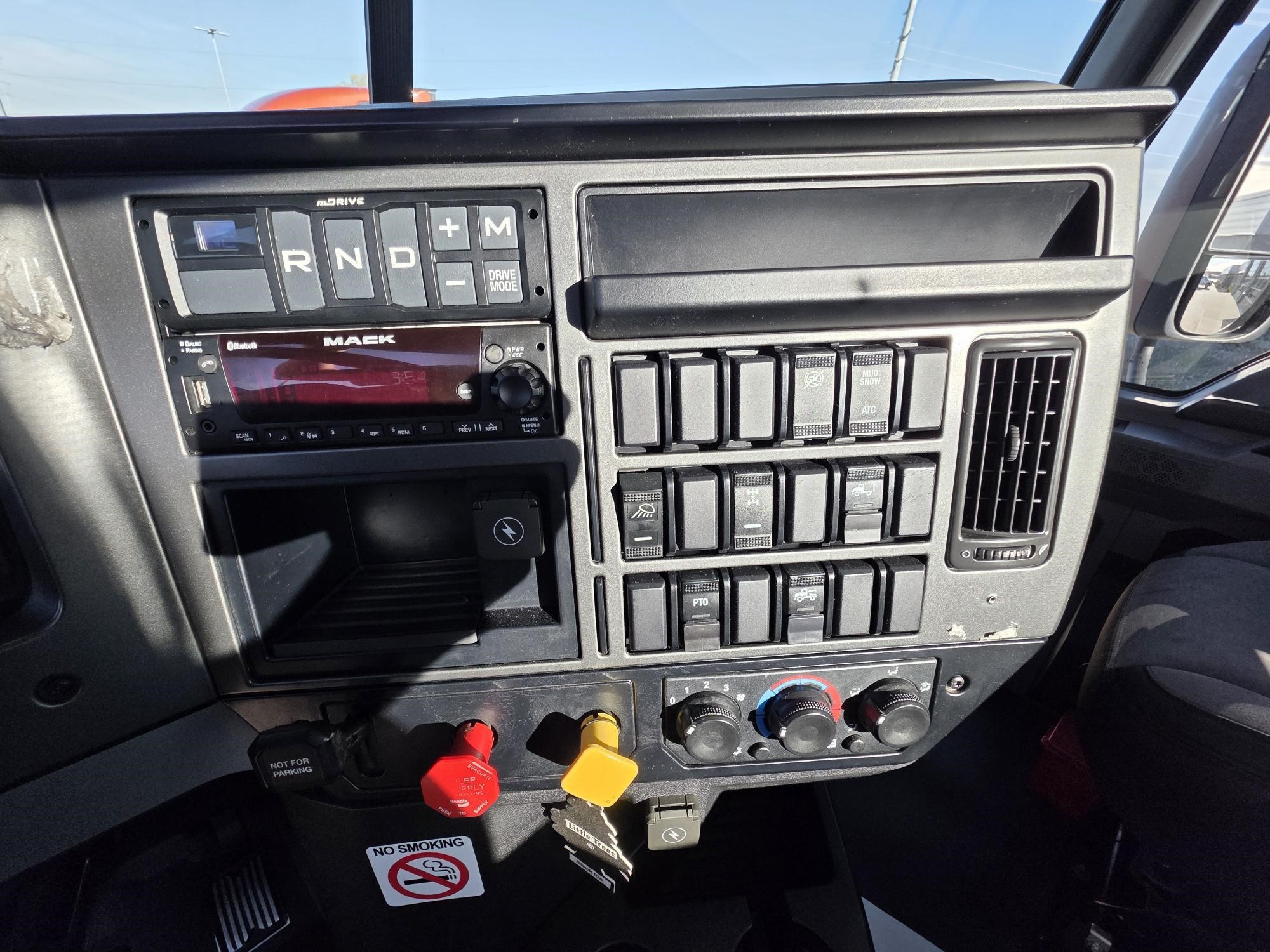 2023 MACK ANTHEM 64T 10024542399 2023 MACK ANTHEM 64T 10024542399