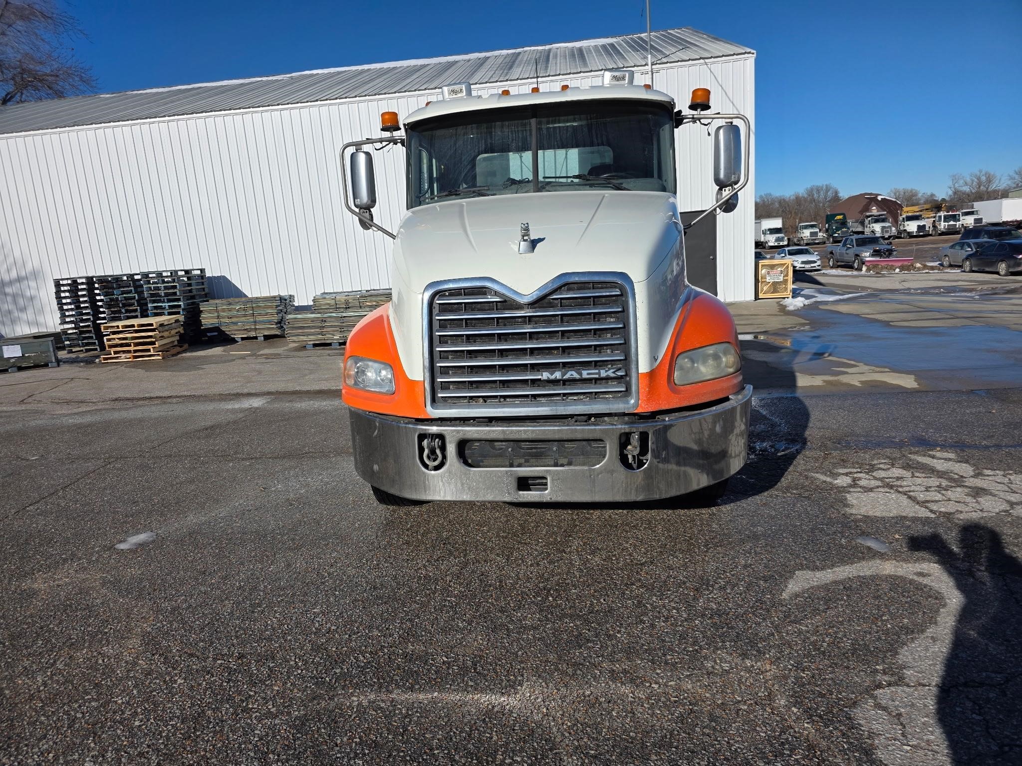 2013 MACK PINNACLE CXU613 10024732197 2013 MACK PINNACLE CXU613 10024732197